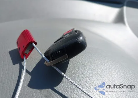 2005 Mercedes-Benz C 240 Luxury 4Matic z USA, uszkodzony, nr VIN WDBRF81J05F655841